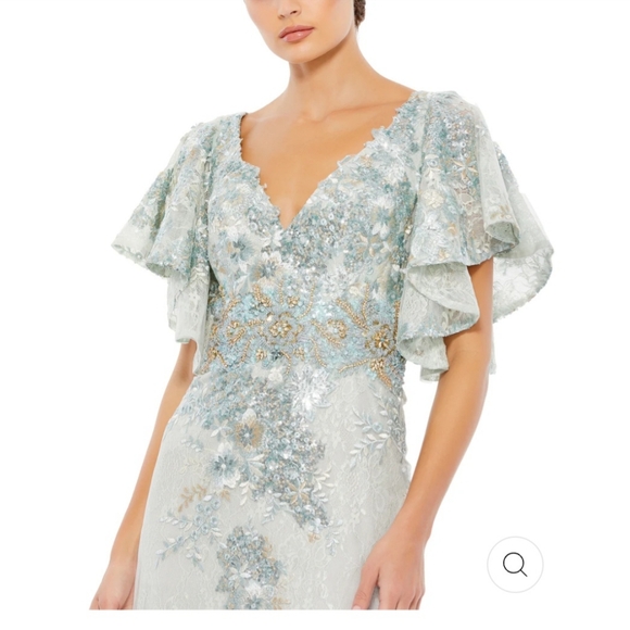 Mac Duggal BELL SLEEVE FLORAL EMBELLISHED GOWN **NOT SAMPLE - Picture 3 of 11